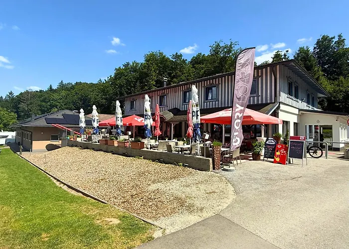 Direkt Am Wallersee - Cubes - Self Check-in ラグジュアリーテント ヘンドルフ・アム・ヴァラーゼー